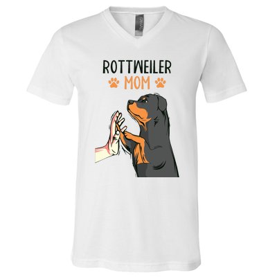 Rottweiler Mom Rottie Dog Mama Funny Mothers Day V-Neck T-Shirt