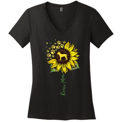 Rottie Mom Sunflower Rottweiler Gifts Dog Mom Mama Women's V-Neck T-Shirt