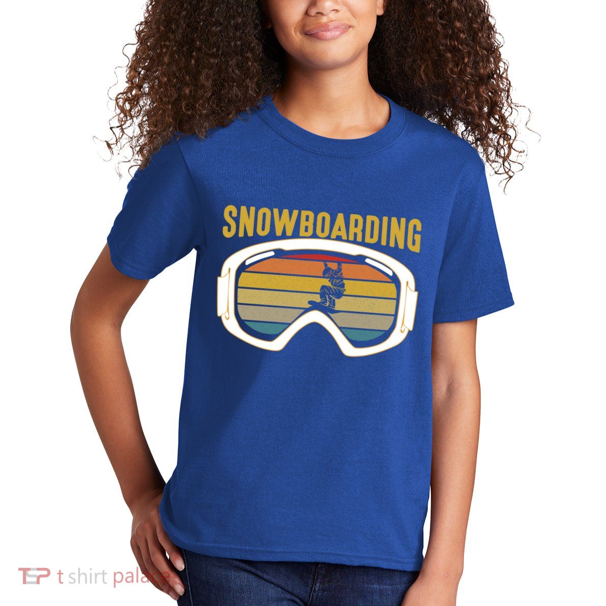 Retro Mountain Vibes: Vintage Snowboarding Meaningful Gift Kids T-Shirt