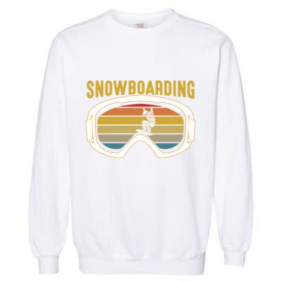 Retro Mountain Vibes: Vintage Snowboarding Meaningful Gift Garment-Dyed Sweatshirt