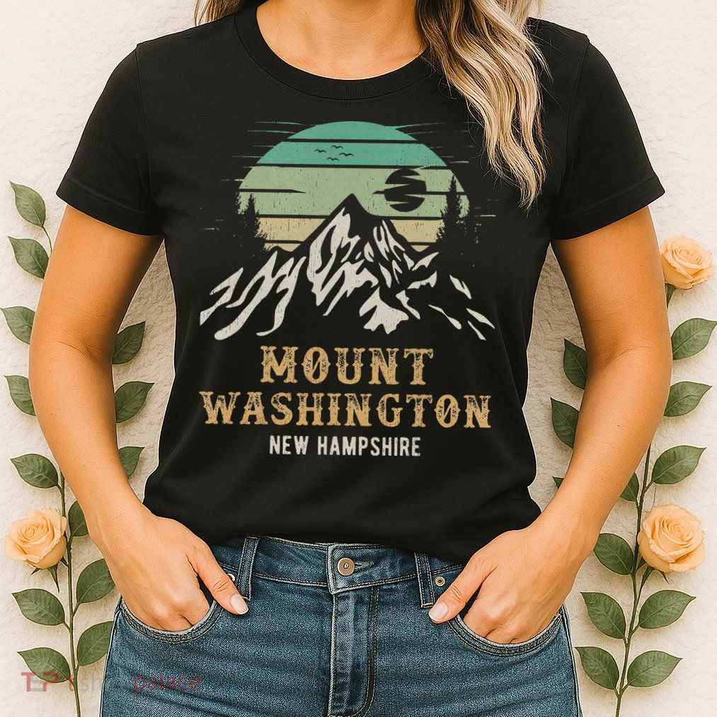Retro Mount Washington NH Merchandise Hiking Mt Washington Womens T-Shirt