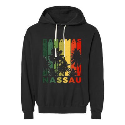 Retro Nassau Bahamas Beach Fan Palm Tree Cool Souvenir Garment-Dyed Fleece Hoodie