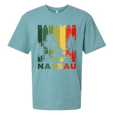 Retro Nassau Bahamas Beach Fan Palm Tree Cool Souvenir Sueded Cloud Jersey T-Shirt