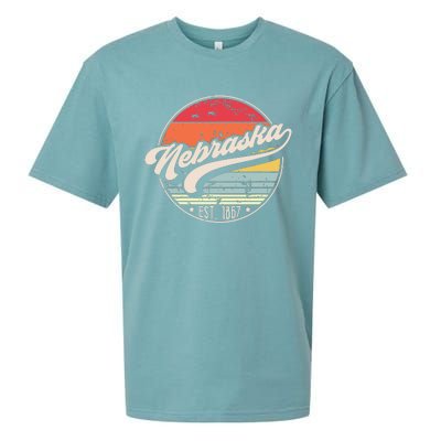 Retro Nebraska Home State Ne Cool 70s Style Sunset Sueded Cloud Jersey T-Shirt