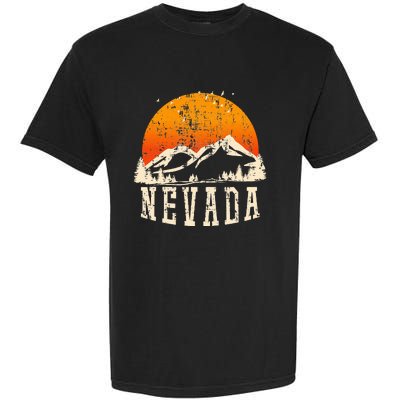 Retro Nevada Mountains Graphic Image Souvenir Us State Pride Garment-Dyed Heavyweight T-Shirt