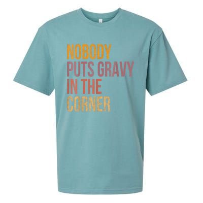 Retro Nobody Puts Gravy In A Corner Funny Thanksgiving Pun Dinner Sueded Cloud Jersey T-Shirt