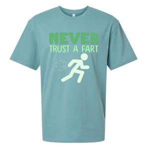 Running Never Trust A Fart Funny Running Saying Sueded Cloud Jersey T-Shirt