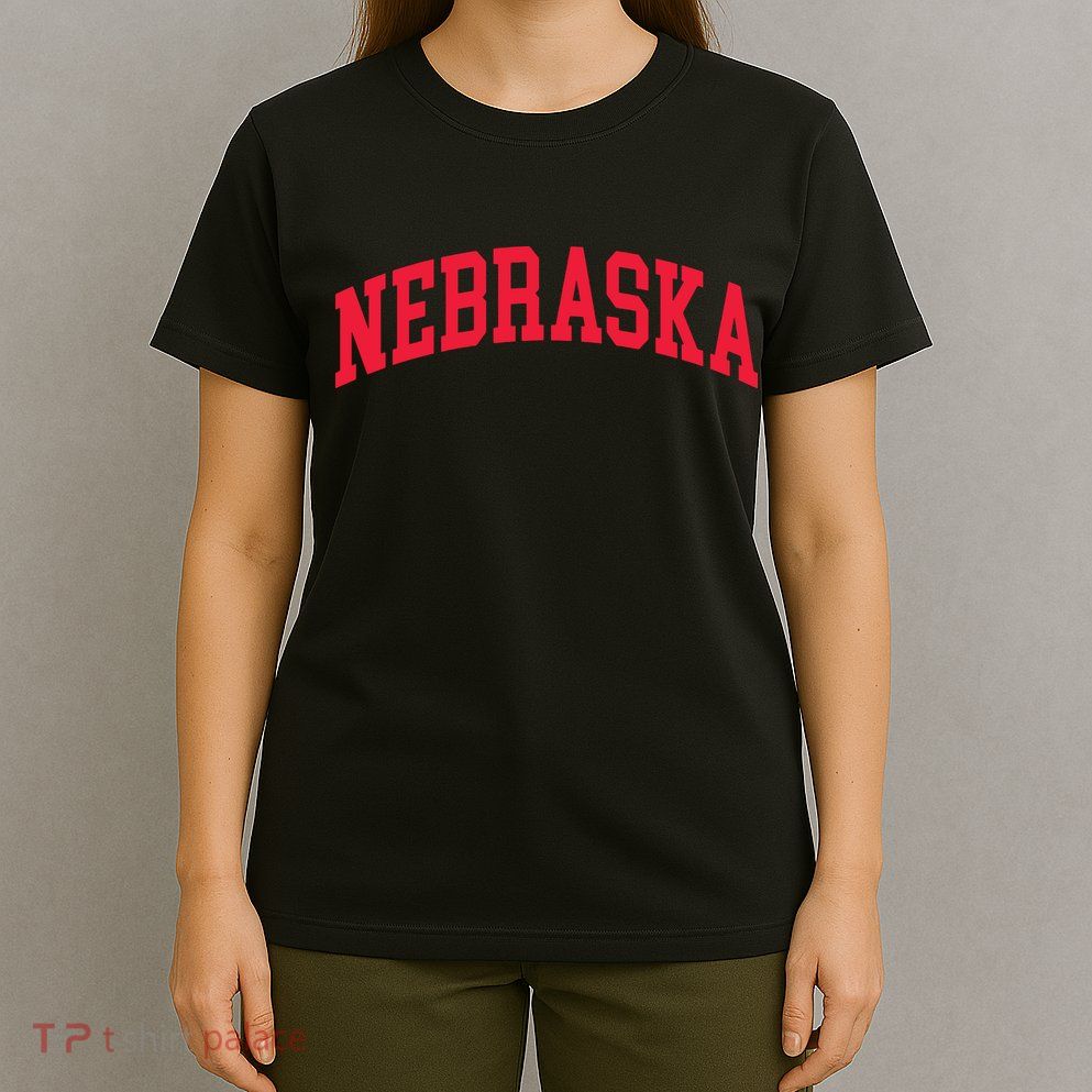 Retro Nebraska Vintage Design Classic Font Throwback Design T-Shirt