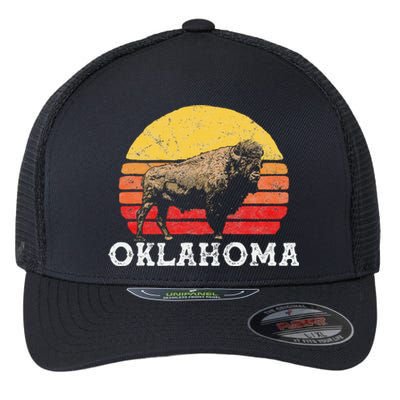 Retro Oklahoma & Bison Vintage American Buffalo 80s Sunset Flexfit Unipanel Trucker Cap