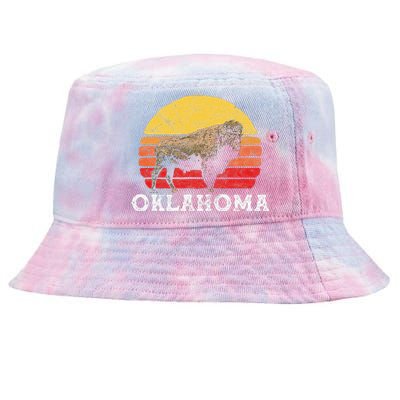 Retro Oklahoma & Bison Vintage American Buffalo 80s Sunset Tie-Dyed Bucket Hat