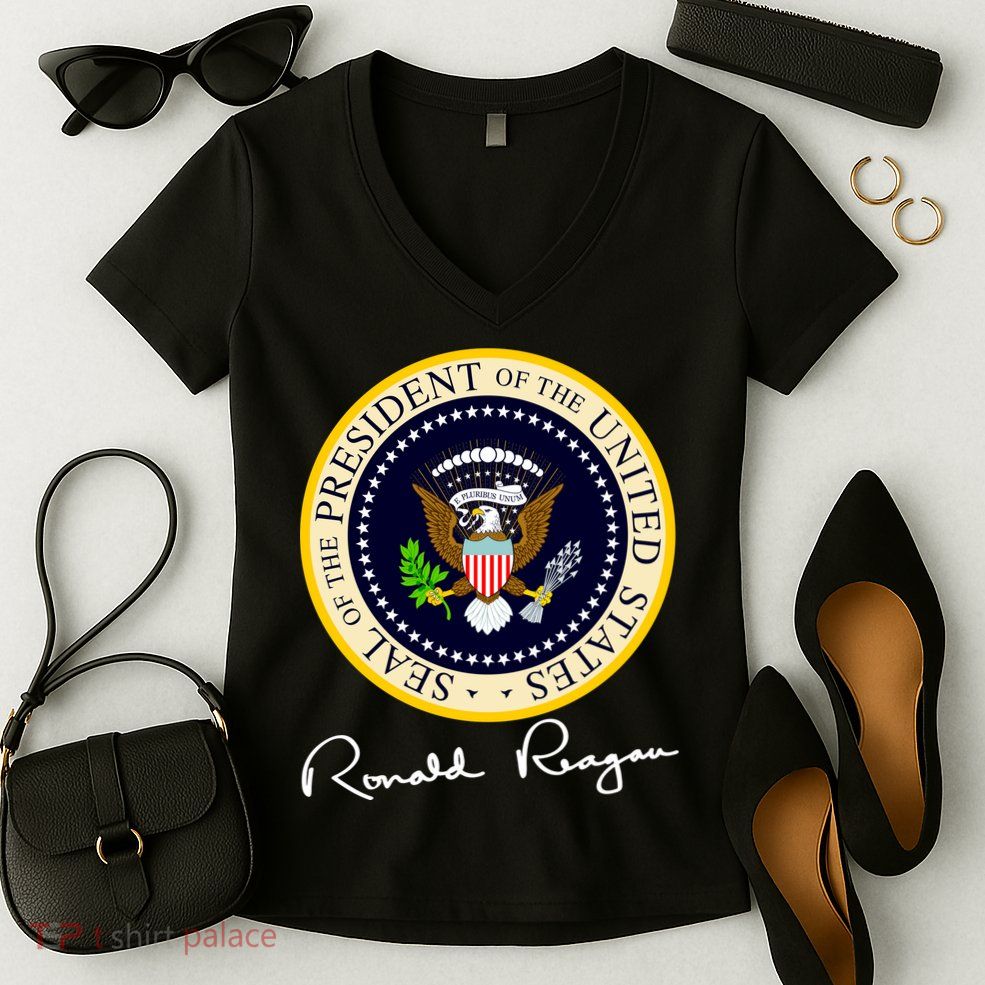 Ronald Reagan Presidential Seal Signature Women's V-Neck T-Shirt