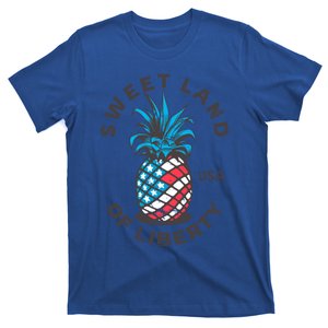 Retro Pineapple American Flag Sweet Land Of Liberty Usa Great Gift T-Shirt