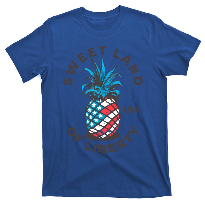 Retro Pineapple American Flag Sweet Land Of Liberty Usa Great Gift T-Shirt