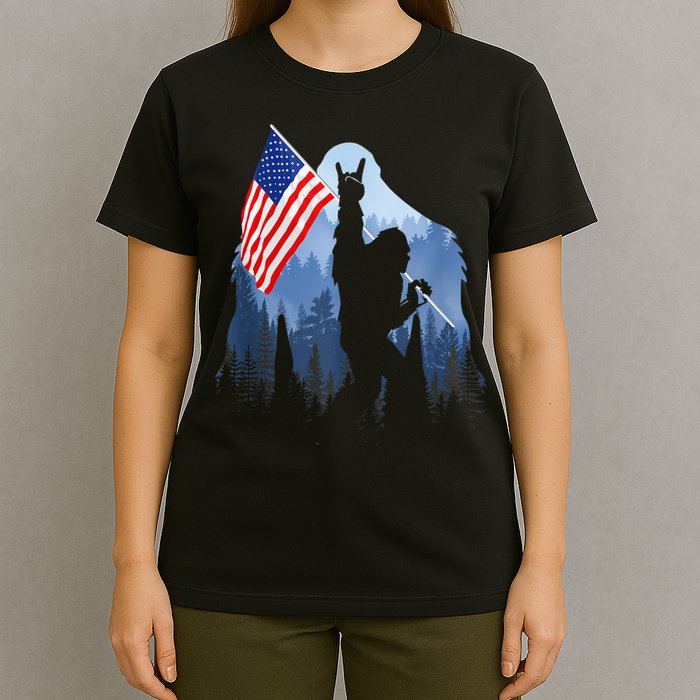 Retro Patriotic Bigfoot Sasquatch With USA Flag 4th Of July T-Shirt