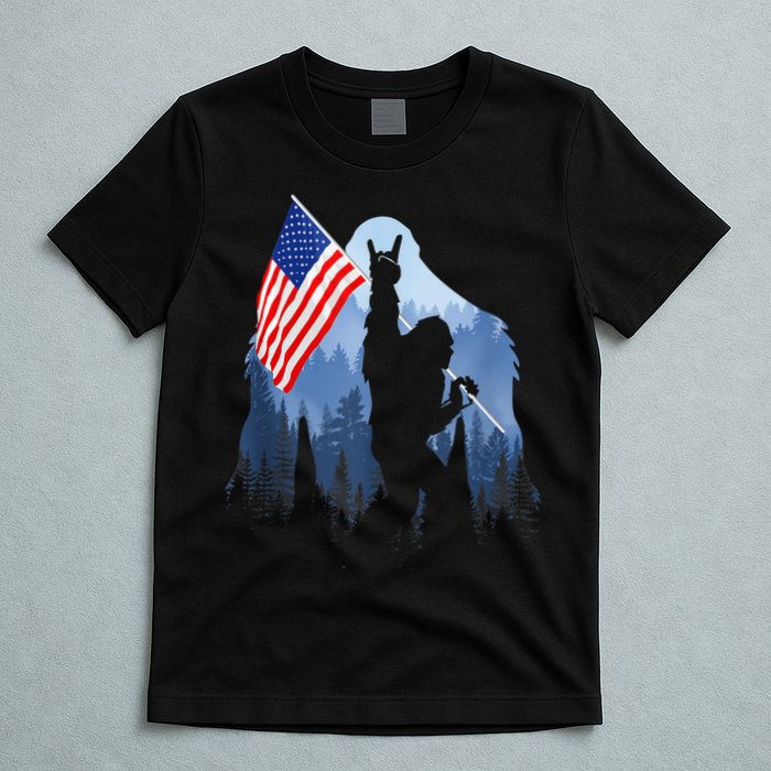Retro Patriotic Bigfoot Sasquatch With USA Flag 4th Of July T-Shirt