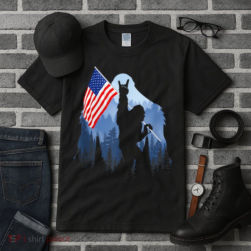Retro Patriotic Bigfoot Sasquatch With USA Flag 4th Of July Tall T-Shirt