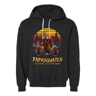 Retro Papa Squatch Like A Grandpa Funny Bigfoot Sasquatch Garment-Dyed Fleece Hoodie