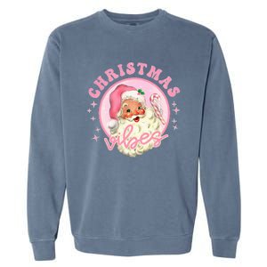 Retro Pink Santa Claus Pink Christmas Vibes Christmas Design Garment-Dyed Sweatshirt