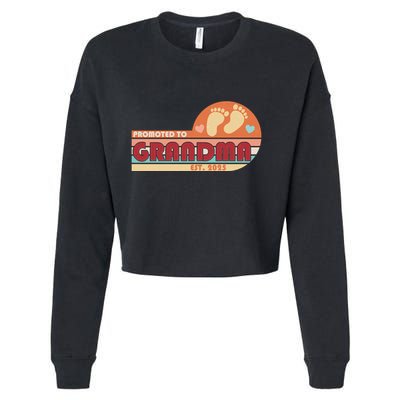 Retro Promoted To Grandma Established 2025 Cropped Pullover Crew
