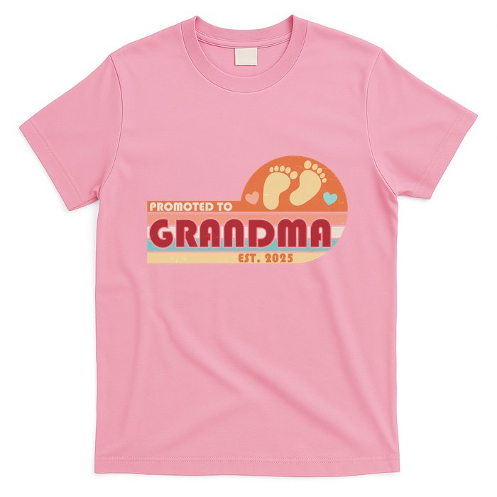 Retro Promoted To Grandma Established 2025 T-Shirt