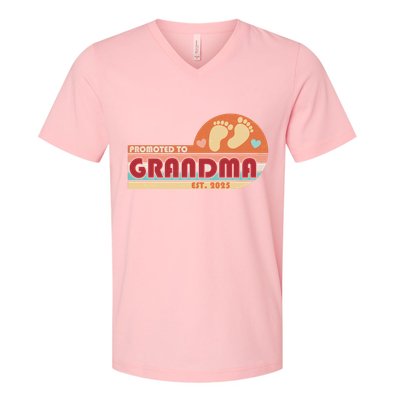 Retro Promoted To Grandma Established 2025 V-Neck T-Shirt