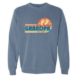 Retro Promoted To Grandpa Established 2025 Garment-Dyed Sweatshirt