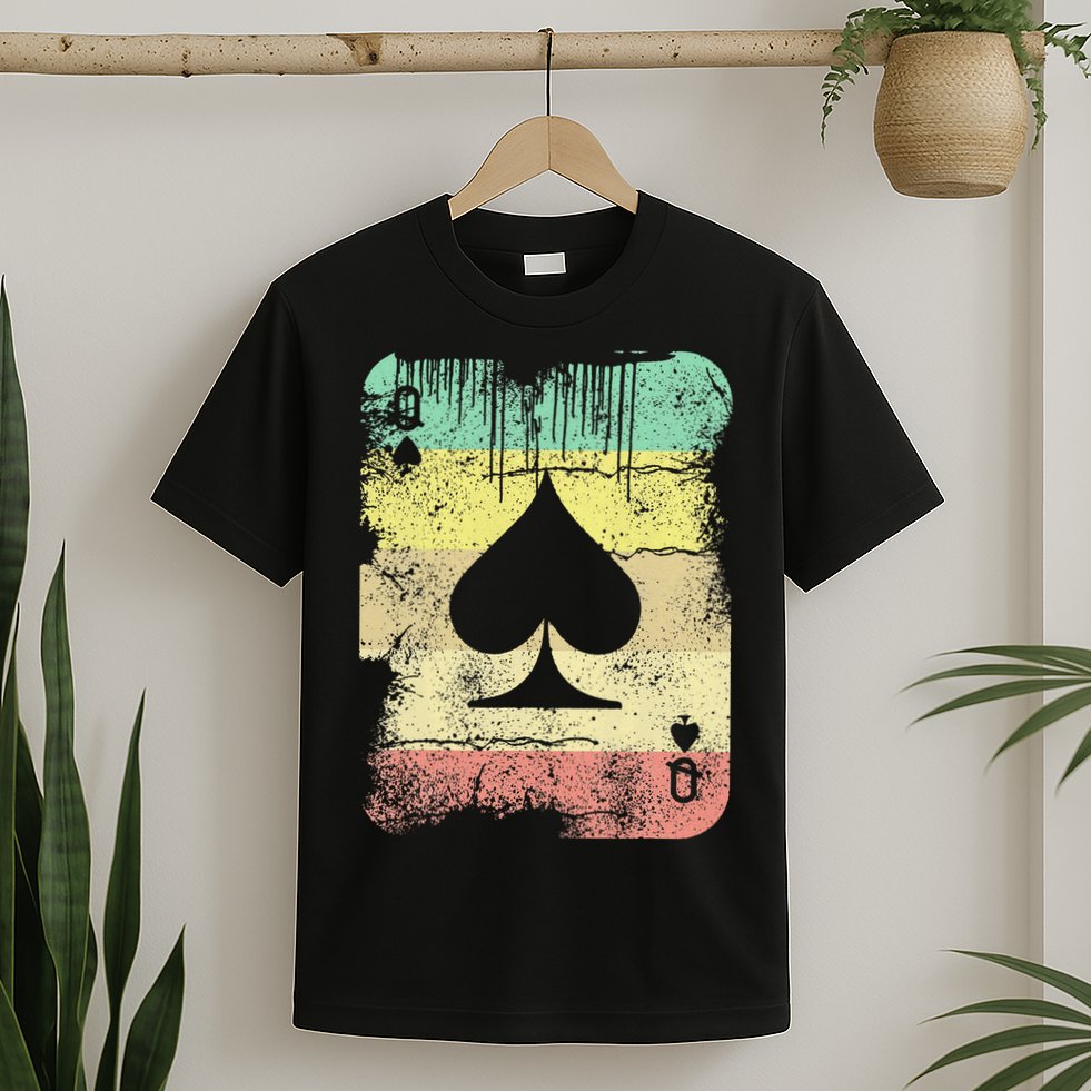 Retro Poker Texas Hold'Em Queen Of Spades Vintage Poker T-Shirt