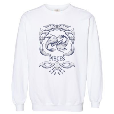 Retro Pisces Zodiac Birthday Gift Vintage Pisces Sign Garment-Dyed Sweatshirt