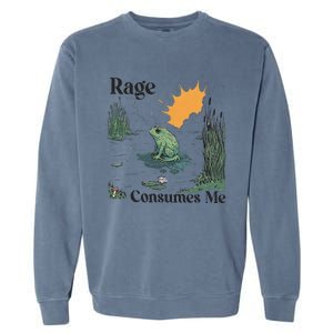 Retro Rage Consumes Me Funny Meme Frog Nature Lover Women Garment-Dyed Sweatshirt