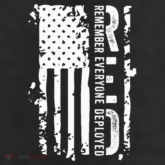 RED Remember Everyone Deployed Distressed Flag Beanie
