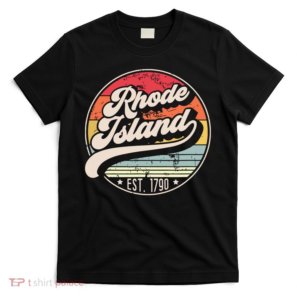 Retro Rhode Island Home State Ri Cool 70s Style Sunset T-Shirt