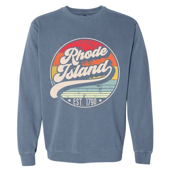 Retro Rhode Island Home State Ri Cool 70s Style Sunset Garment-Dyed Sweatshirt