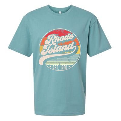 Retro Rhode Island Home State Ri Cool 70s Style Sunset Sueded Cloud Jersey T-Shirt