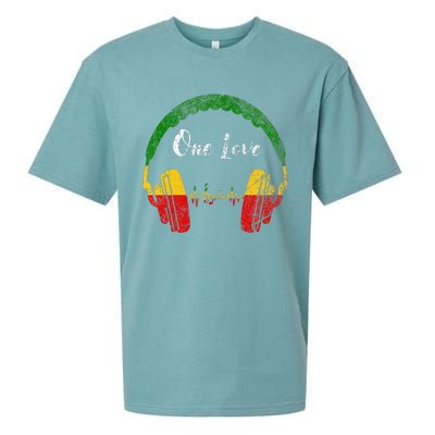 Rasta Reggae Music Headphones Jamaican Pride One Love Sueded Cloud Jersey T-Shirt