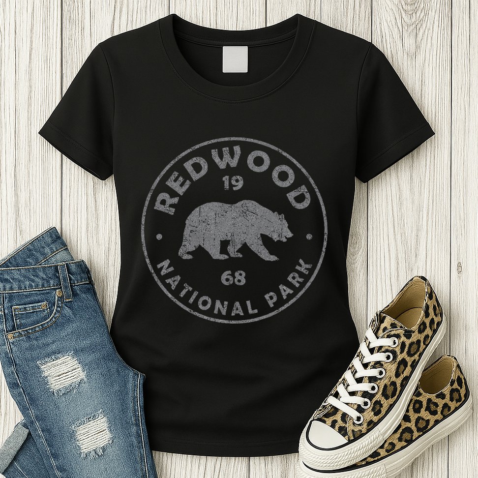 Retro Redwood National Park Vintage Hiking Womens T-Shirt