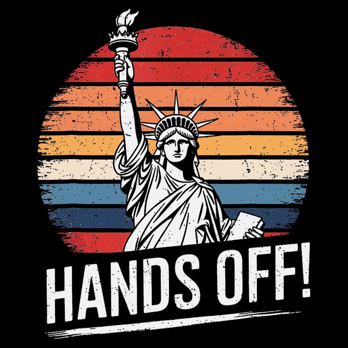 Resist Resistance Statue Of Liberty Hands Off Protest Cropped Pullover Crew
