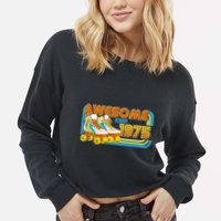 Retro Roller Skates Awesome Since 1975 50th Birthday Cropped Pullover Crew