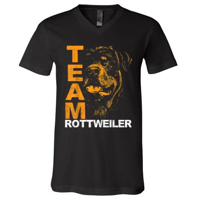 Rottweiler Rottie Team Love Dog Owners V-Neck T-Shirt