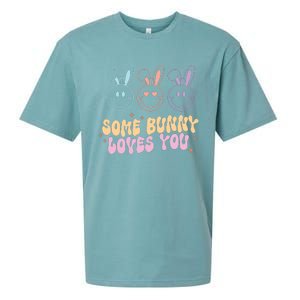 Retro Some Bunny Loves You Easter Day Sueded Cloud Jersey T-Shirt