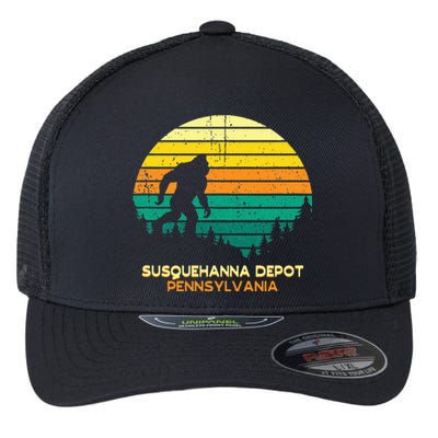 Retro Susquehanna Depot Pennsylvania Big Foot Souvenir Flexfit Unipanel Trucker Cap