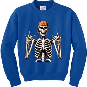 Retro Skeleton Halloween Rock Hand Sign Rock N Roll 90s Cute Gift Kids Sweatshirt