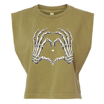 Retro Skeleton Hands Vintage Heart Sign Halloween Costume Funny Gift Garment-Dyed Women's Muscle Tee