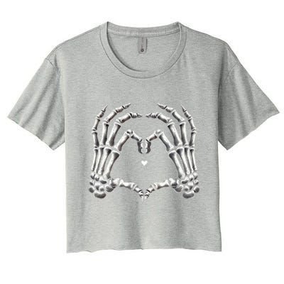 Retro Skeleton Hands Vintage Heart Sign Halloween Costume Funny Gift Women's Crop Top Tee