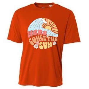 Retro Summer Here Comes The Sun Boho Groovy Gift Funny Gift Cooling Performance Crew T-Shirt