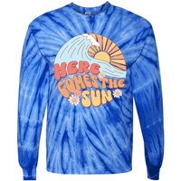 Retro Summer Here Comes The Sun Boho Groovy Gift Funny Gift Tie-Dye Long Sleeve Shirt