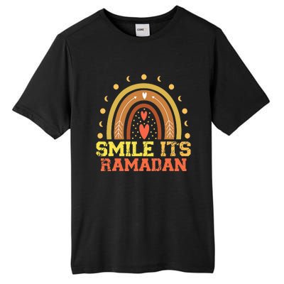 Ramadan Smile its Ramadan - Celebrating the Holy Month Tall Fusion ChromaSoft Performance T-Shirt