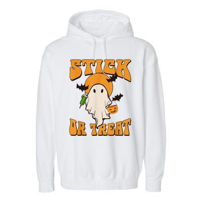 Retro Stick Or Treat Nurse Halloween Ghost Spooky Season Garment-Dyed Fleece Hoodie