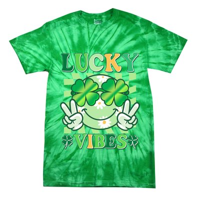 Retro St Patricks Day Lucky Vibes Peace Smiley Emoji Tie-Dye T-Shirt