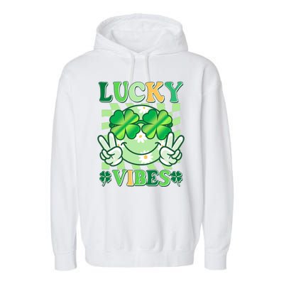 Retro St Patricks Day Lucky Vibes Peace Smiley Emoji Garment-Dyed Fleece Hoodie