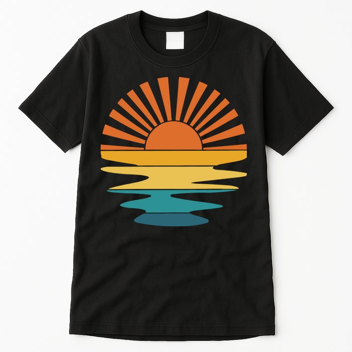 Retro Sunset Rays Wavy Vintage Retro Sunshine Sun Rays Beachy Vibes Retro Summer Tall T-Shirt
